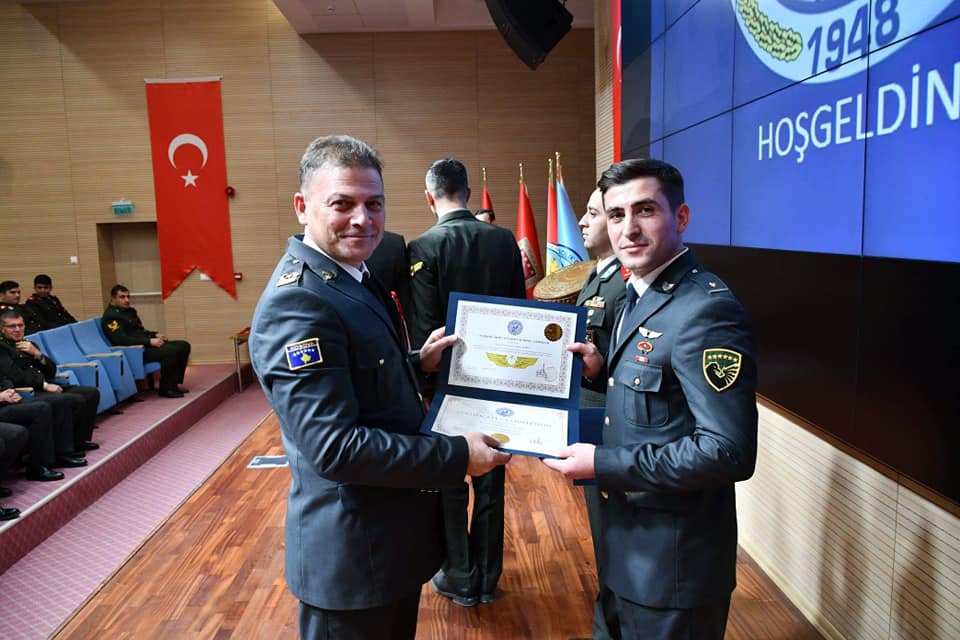 Piloti i parë i Ushtrisë së Kosovës