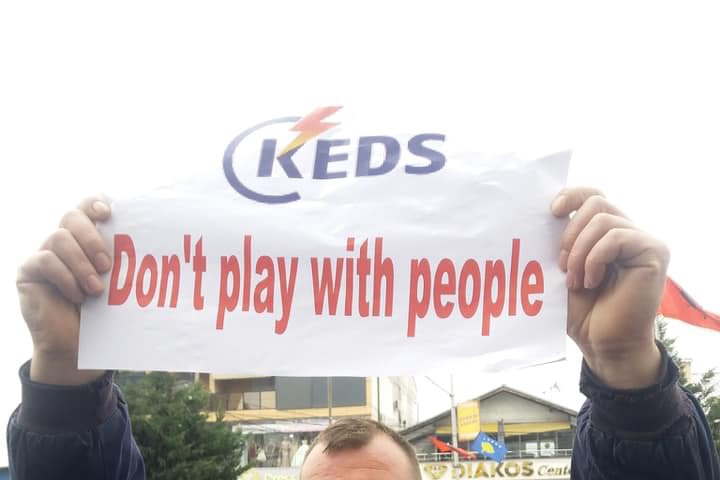 Suharekë, mbahet protestë kundër KEDS-it