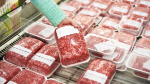 AUV-i konfiskon 40 tonë mish, paralajmërohen edhe sanksione e aksione të tjera