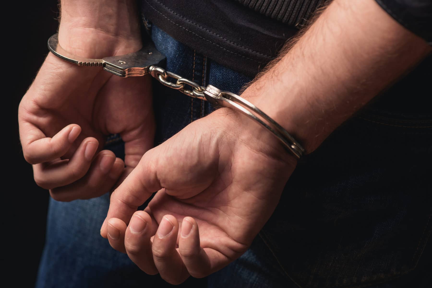 Po bashkëjetonte me një të mitur – arrestohet një person në Rahovec