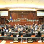 Përplasje mes deputetëve të PDK-së dhe LDK-së në Kuvendin e Kosovës
