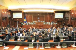 Përplasje mes deputetëve të PDK-së dhe LDK-së në Kuvendin e Kosovës
