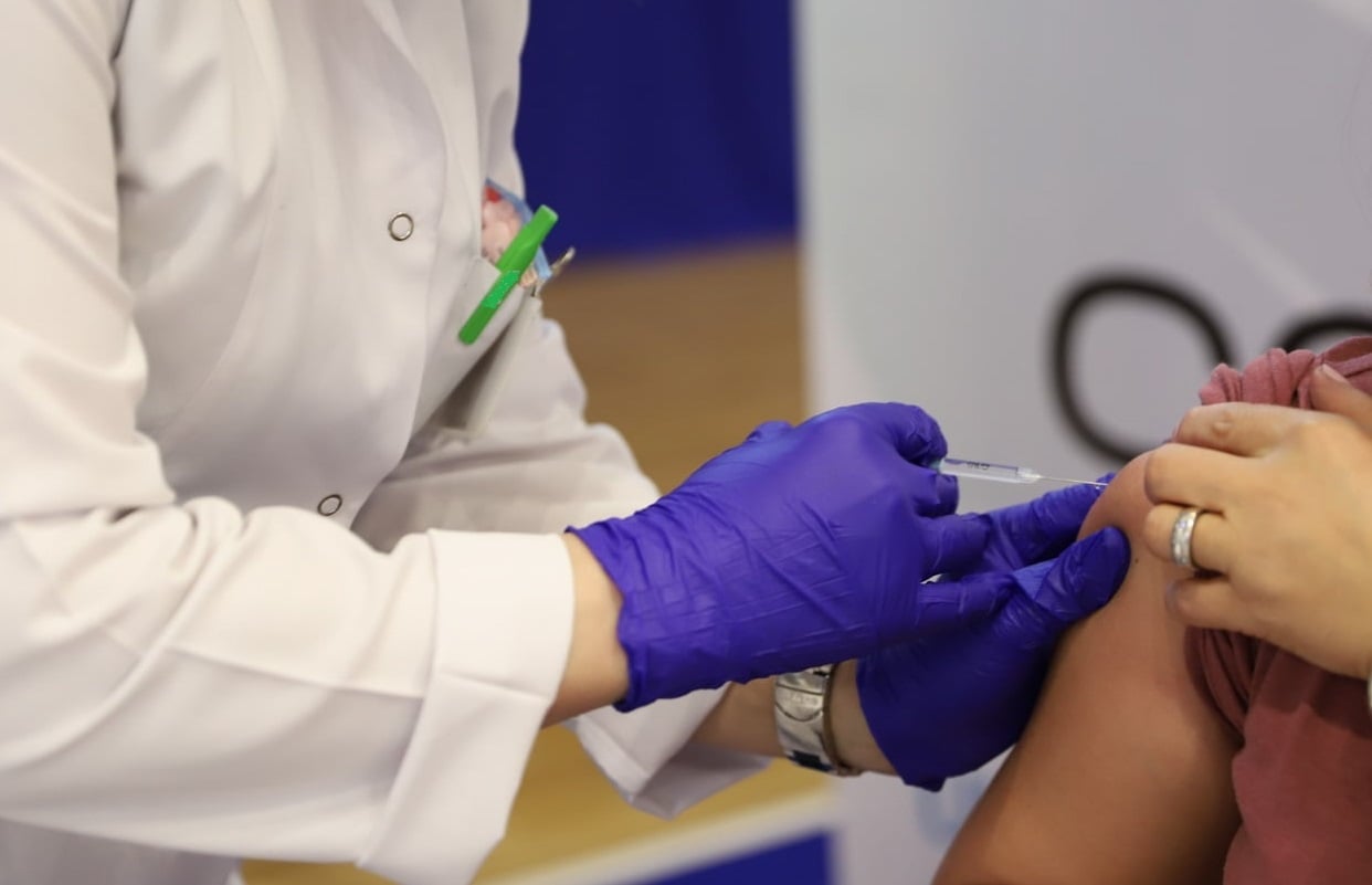 Nga sot nis vaksinimi kundër gripit sezonal në Kosovë – vaksinën mund ta marrin personat e moshës 6 muajsh e lart