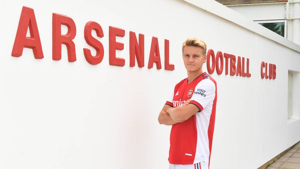 Zyrtare, Martin Odegaard lojtar i Arsenalit