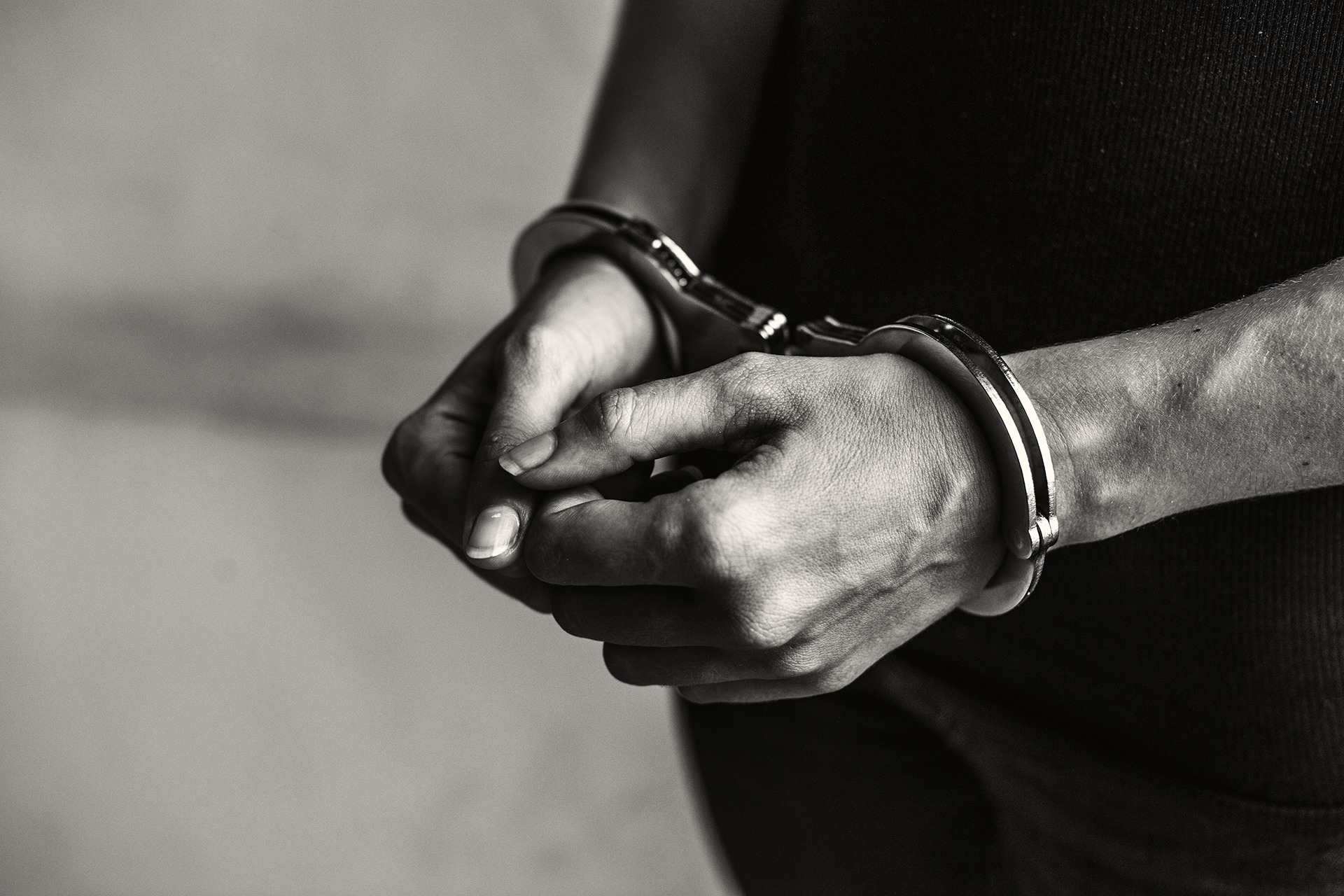 Arrestohet një 28-vjeçar në Suharekë, dërgohet në vuajtje të dënimit me burg një vit