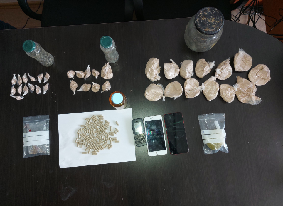 Kapen me mbi 800 gram heroinë, arrestohen dy të dyshuar në Prizren