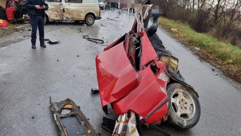 Aksident me fatalitet në rrugën Arllat-Malishevë, një i vdekur e pesë të lënduar