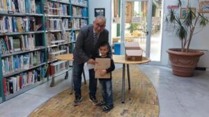 Ka lexuar 125 libra për një vit, 5-vjeçari shqiptar shpallet ‘Lexuesi i Vitit’ në Itali