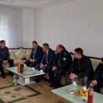Drejtori i Përgjithshëm i Policisë së Kosovës viziton policët e plagosur gjatë grabitjes në Suharekë
