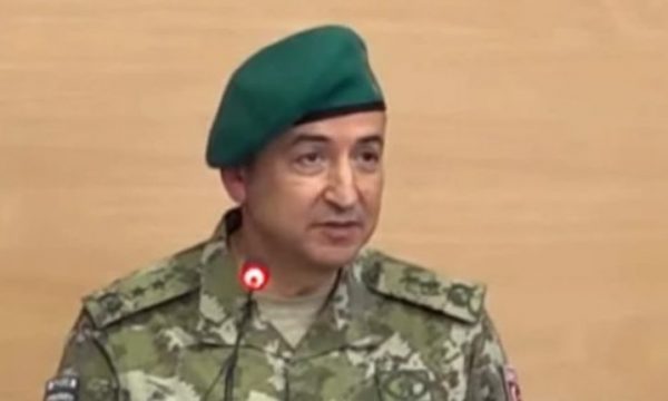Komandanti i KFOR’it: Jemi të gatshëm t’i përgjigjem çfarëdolloj kërcënimi në Kosovë