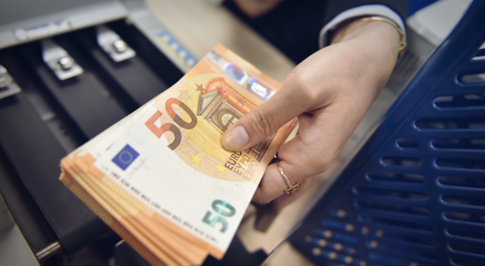 Kosovarët gjatë muajit dhjetor morën 193 milionë euro kredi