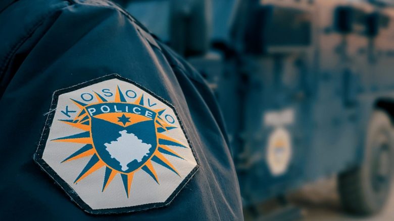 Dëmtohet shenja me stemën e Republikës së Kosovës në Zveçan – policia nis hetimet